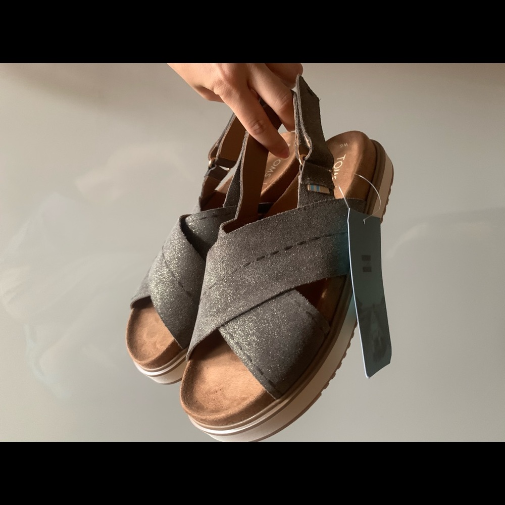 TOMS Dusty Gold Star Suede Women’s Marisa Sandals